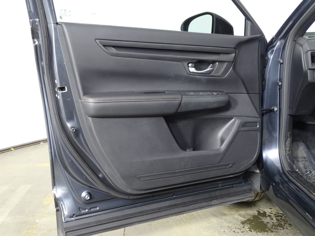 Used 2023 Honda CR-V Sport image 15