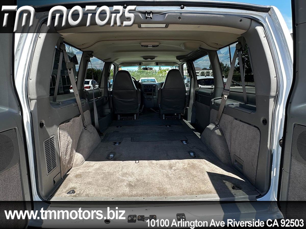 Used 2005 Chevrolet Astro Passenger AWD image 9