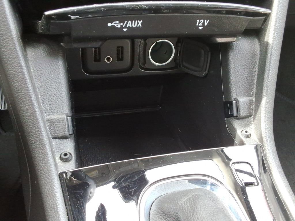 Used 2019 Buick Encore Preferred image 32