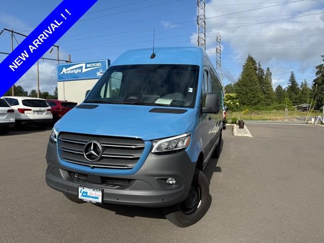 Used 2025 Mercedes-Benz Sprinter 2500 image 1
