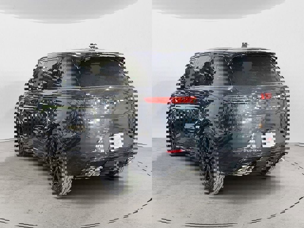 New 2026 Land Rover Range Rover Sport Dynamic SE image 3