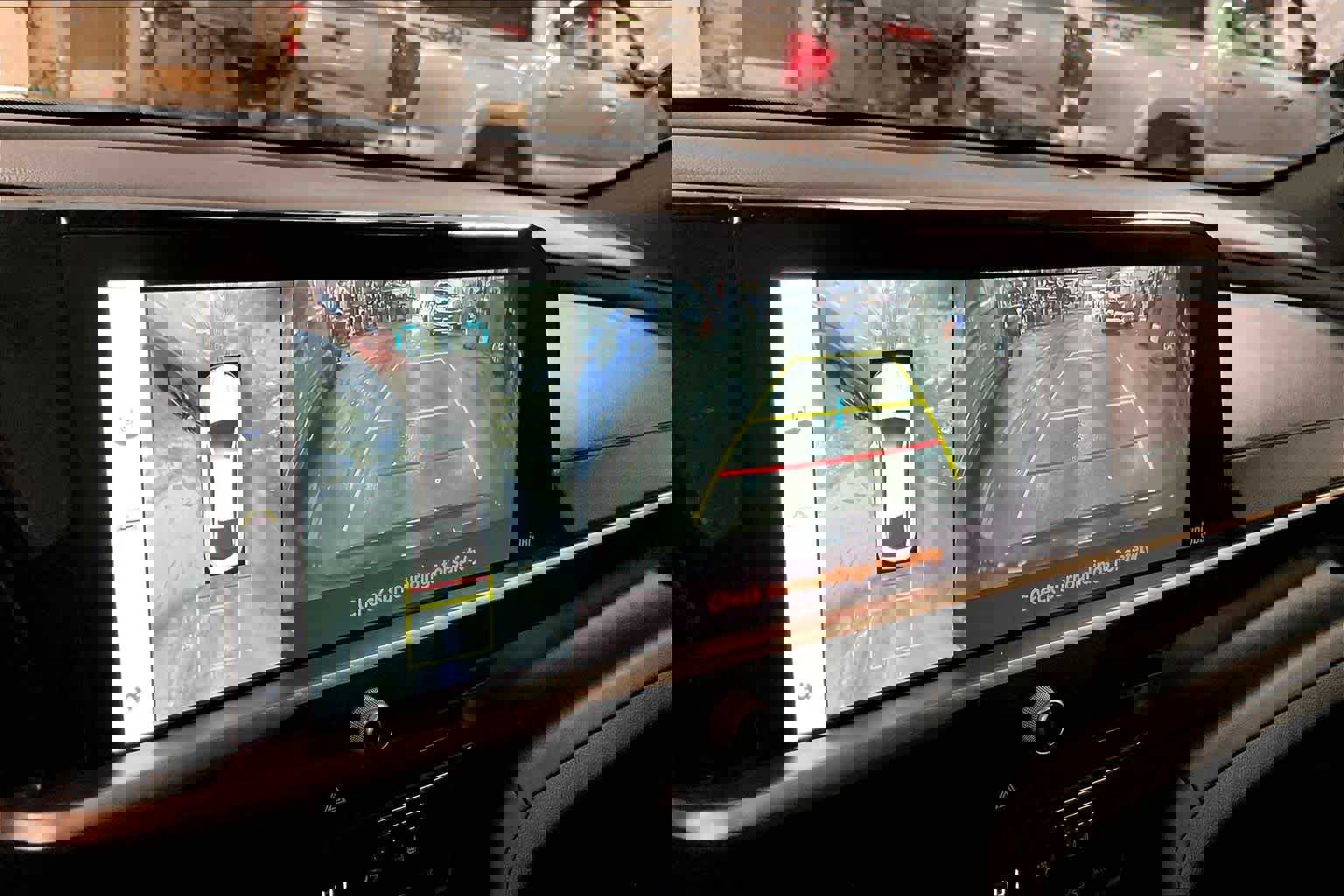 Used 2023 Toyota Crown Platinum image 28