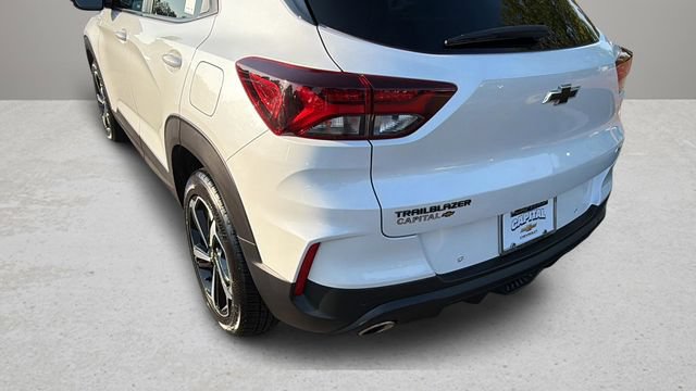 Used 2022 Chevrolet TrailBlazer RS w/ Sun and Liftgate Package FWD image 35