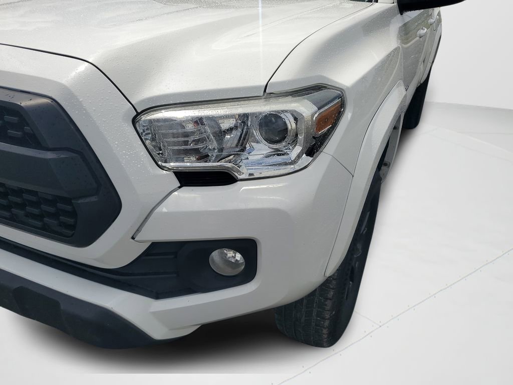 Used 2021 Toyota Tacoma SR5 image 9