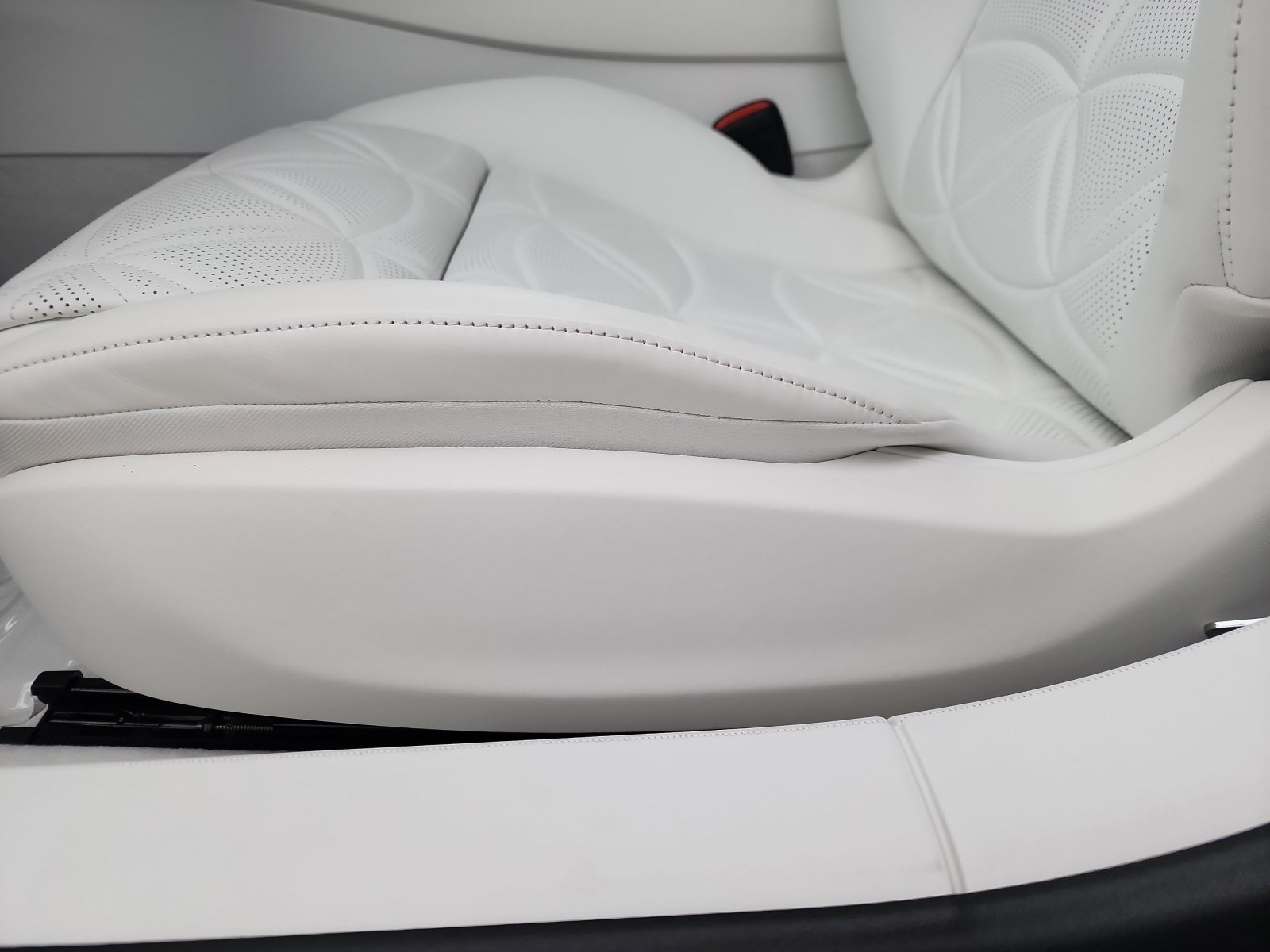New 2026 Mercedes-Benz Maybach SL 680 image 9