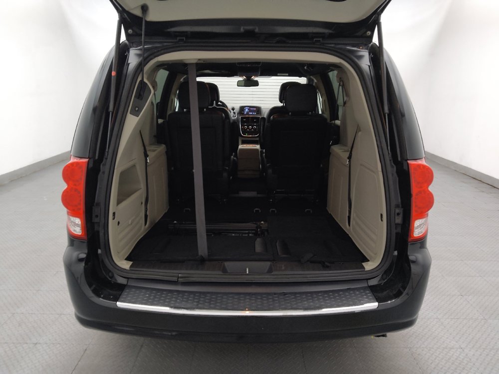 Used 2019 Dodge Grand Caravan SXT FWD image 29
