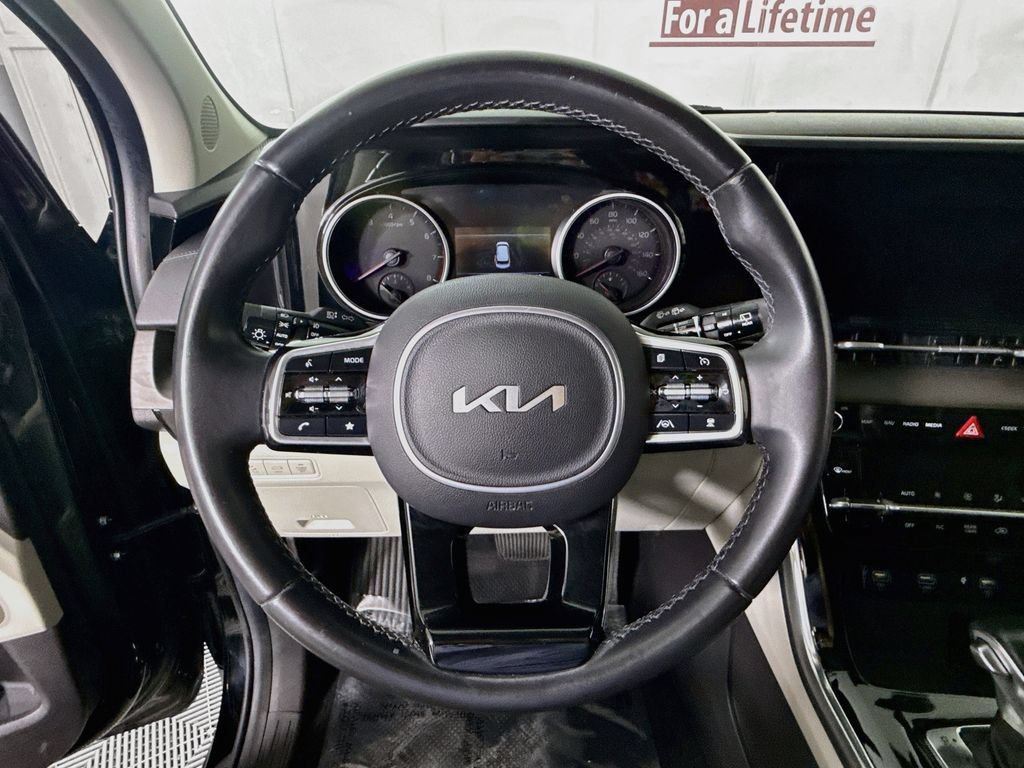 Used 2022 Kia Carnival SX FWD image 22