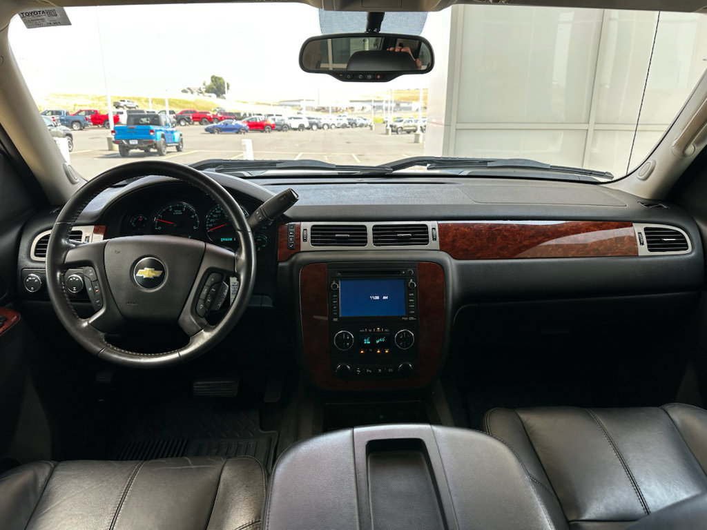 Used 2011 Chevrolet Silverado 2500 LTZ w/ LTZ Plus Package AWD/4WD image 17