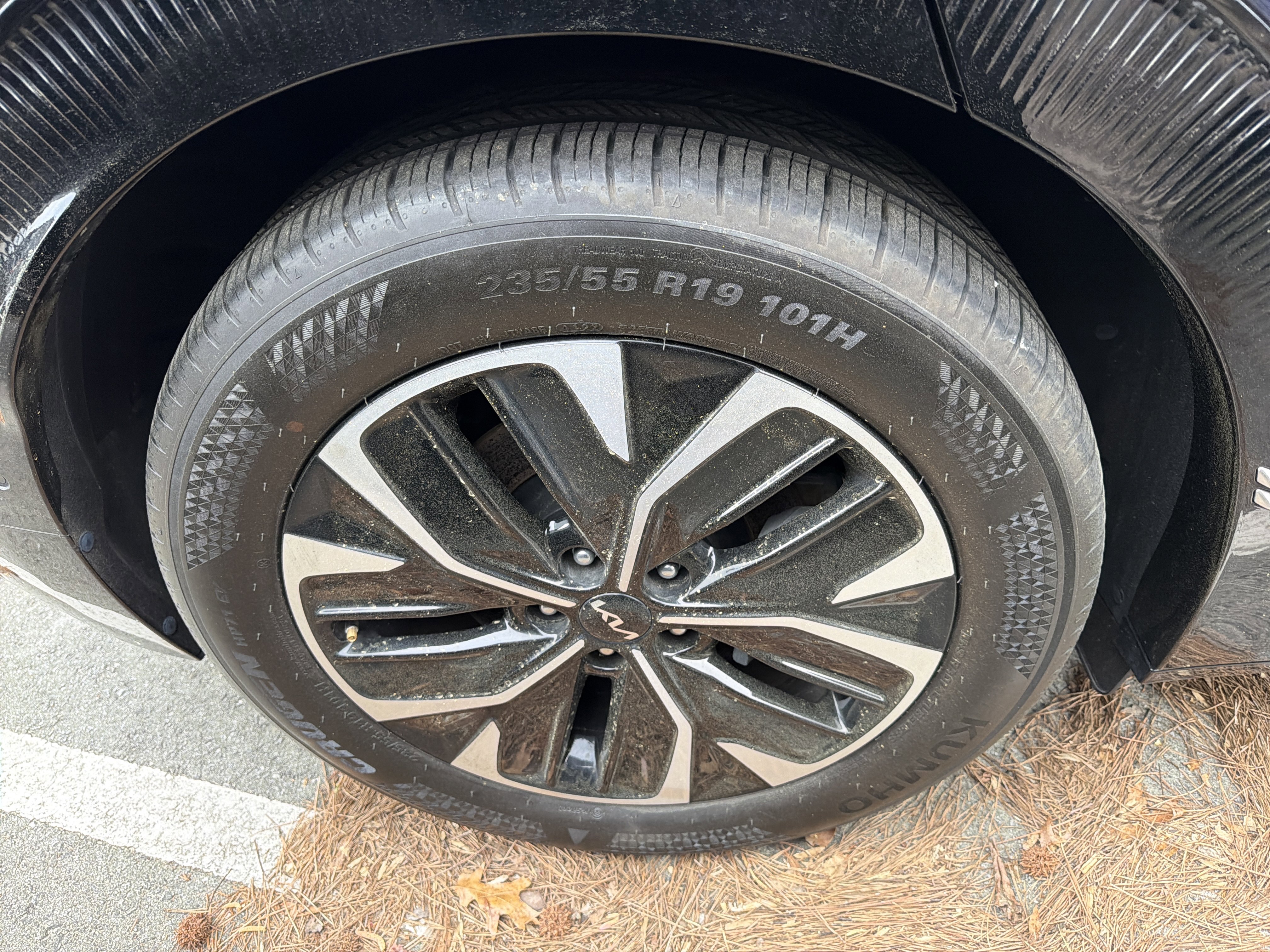 Used 2023 Kia EV6 Wind w/ Wind Technology Package image 15