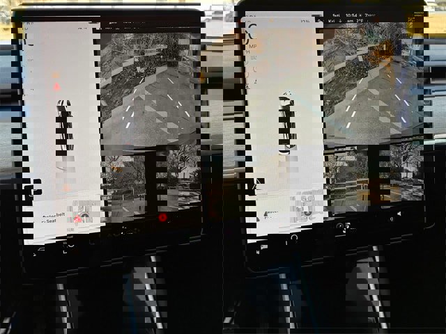 Used 2020 Tesla Model Y Long Range image 17