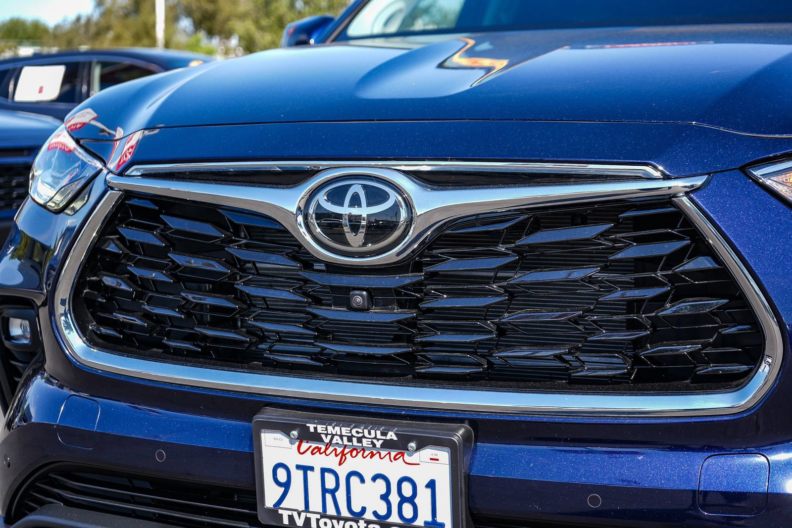 Certified 2025 Toyota Highlander Limited image 6