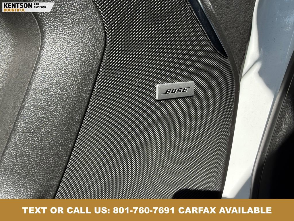 Used 2025 GMC Yukon XL Denali AWD/4WD image 22