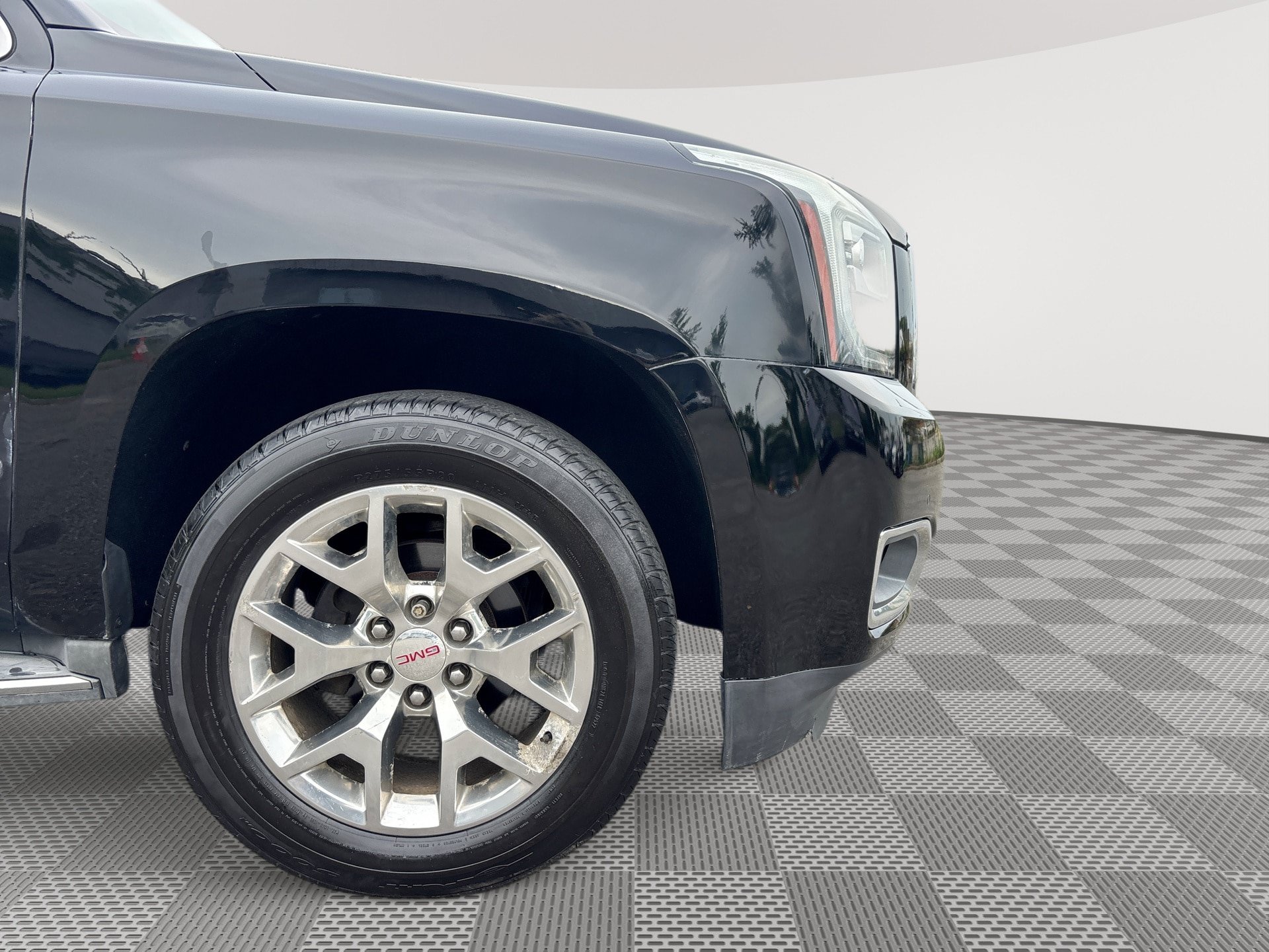 Used 2015 GMC Yukon SLT w/ Open Road Package AWD/4WD image 31