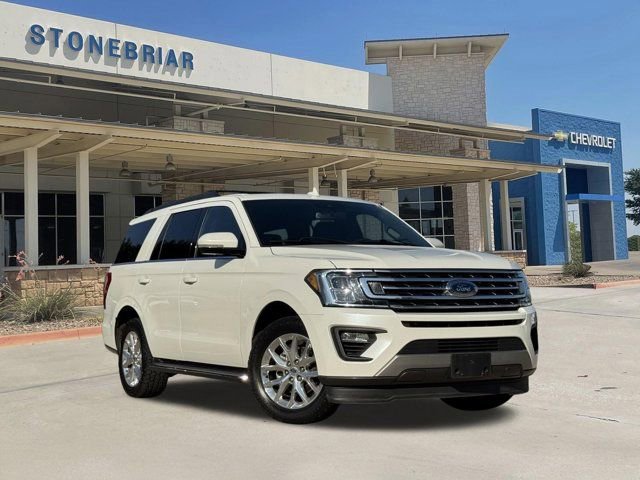Used 2021 Ford Expedition XLT RWD image 2