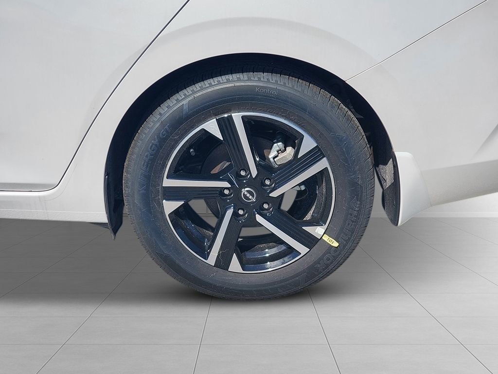 New 2025 Nissan Sentra SV w/ Trunk Package image 9