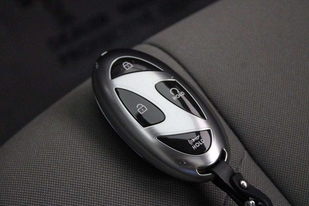 Certified 2024 Hyundai Elantra SEL w/ Convenience Package FWD image 31