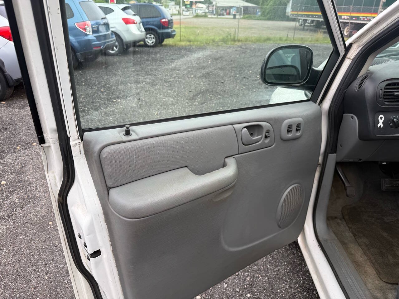 Used 2007 Dodge Caravan SE w/ Popular Equipment Group I FWD image 13