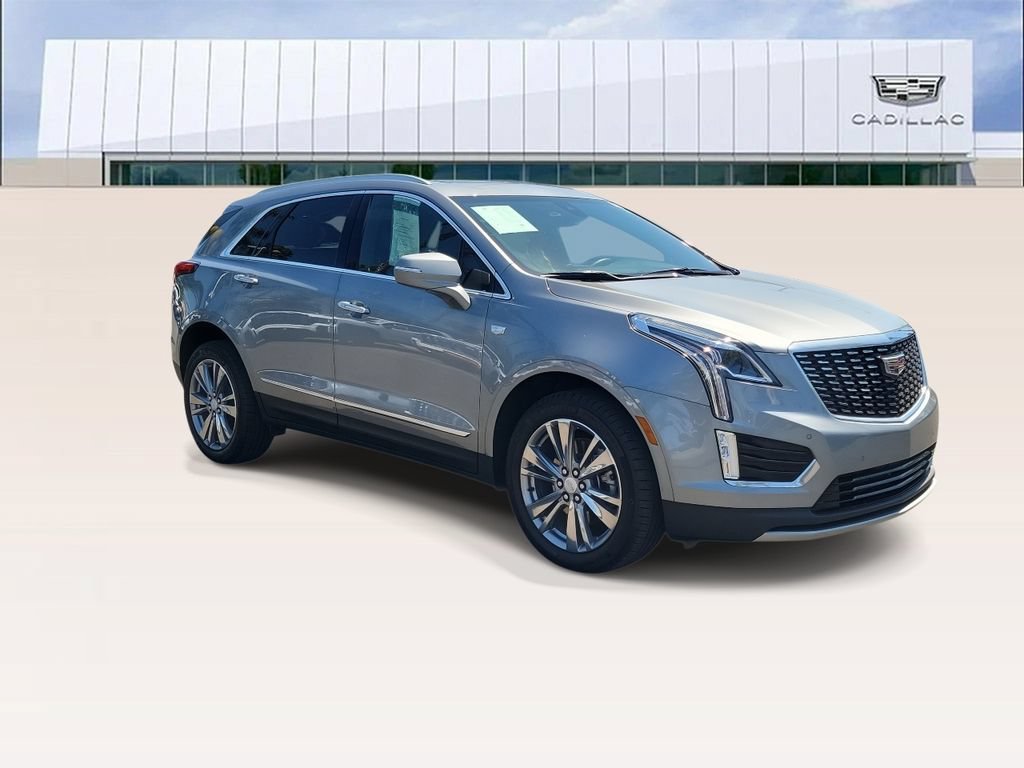 Certified 2024 Cadillac XT5 Premium Luxury FWD image 2