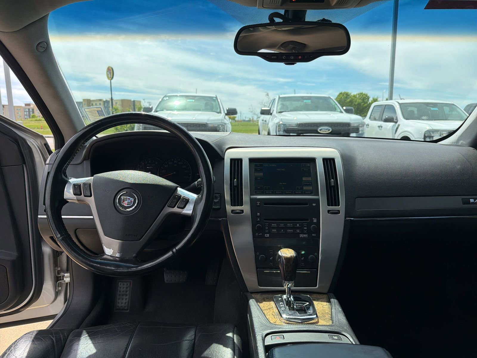 Used 2006 Cadillac STS V image 22