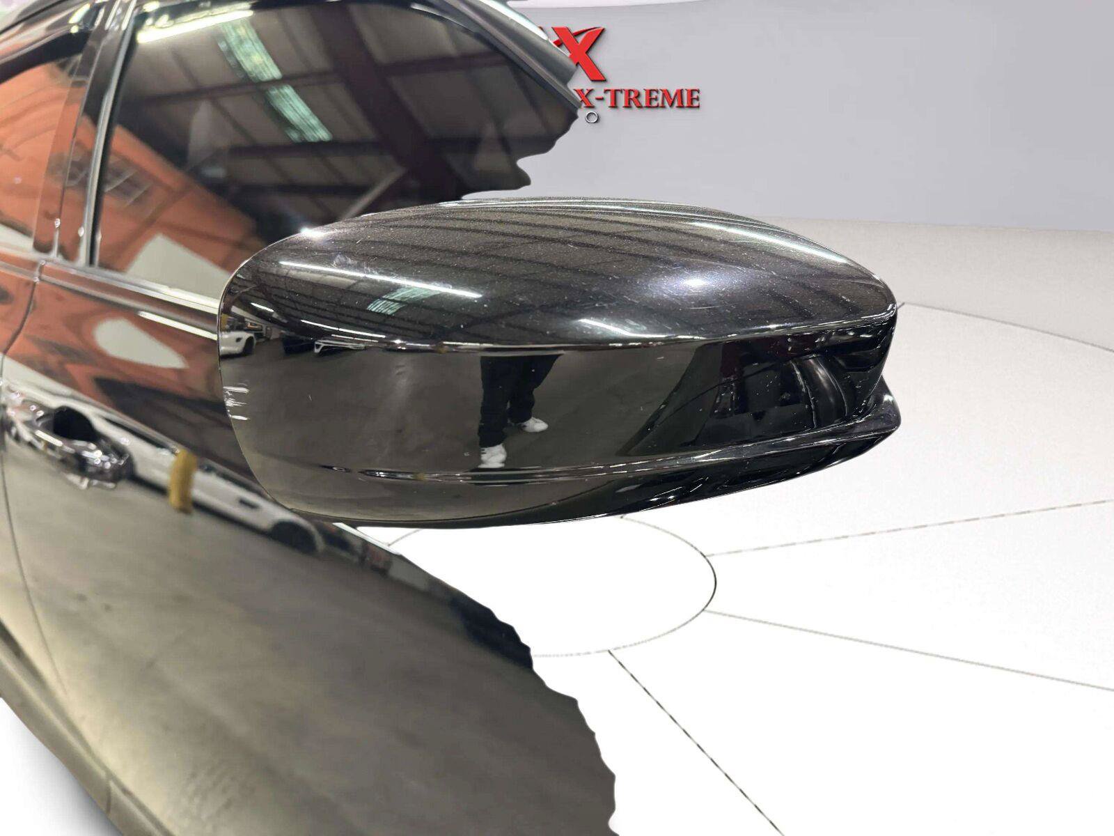 Used 2022 Chrysler 300 Touring w/ Sport Appearance Package RWD image 15