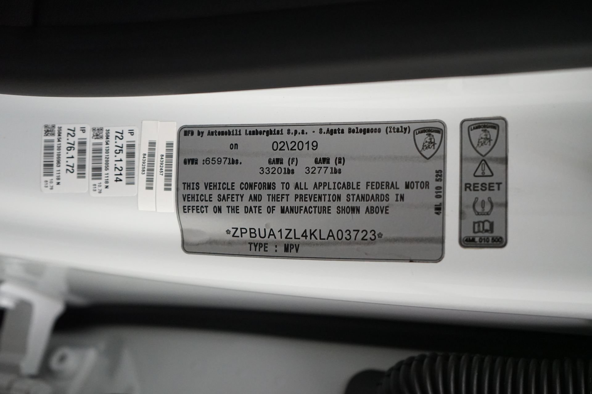 Used 2019 Lamborghini Urus AWD/4WD image 35