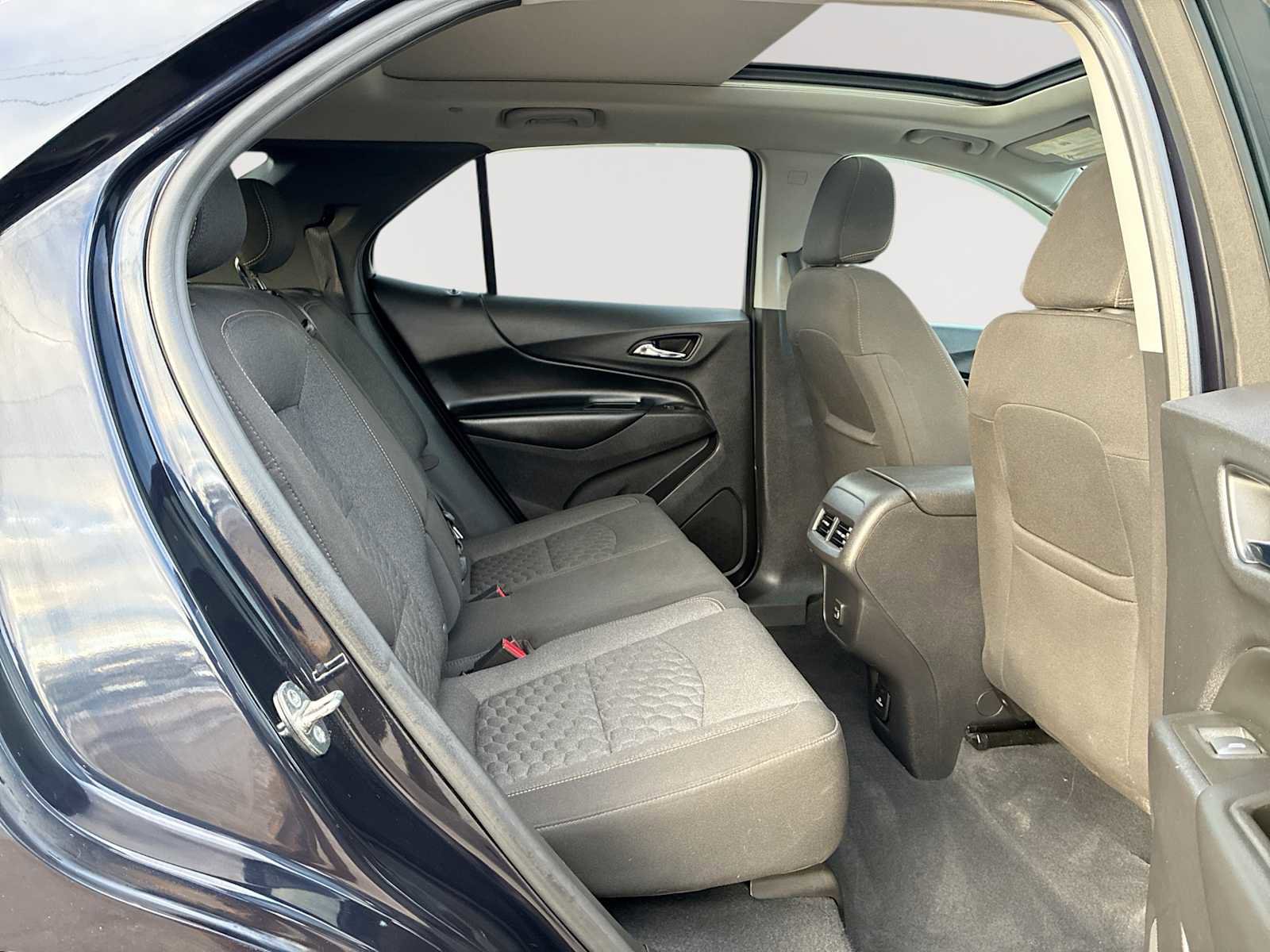 Used 2020 Chevrolet Equinox LT image 28