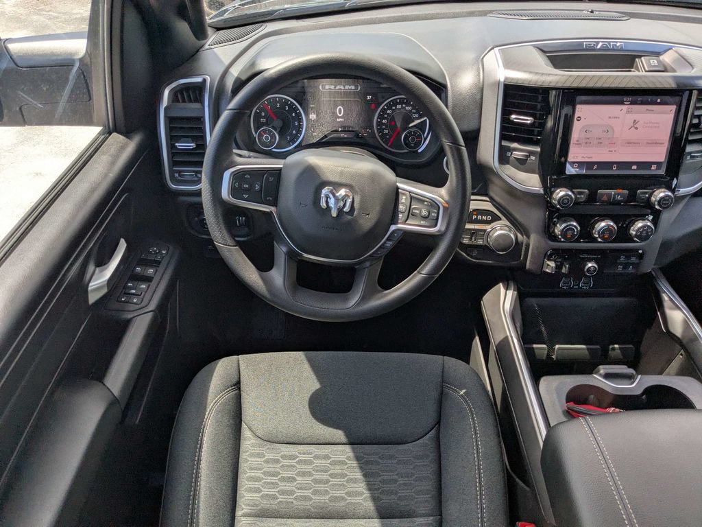 New 2026 RAM 1500 Express AWD/4WD image 15