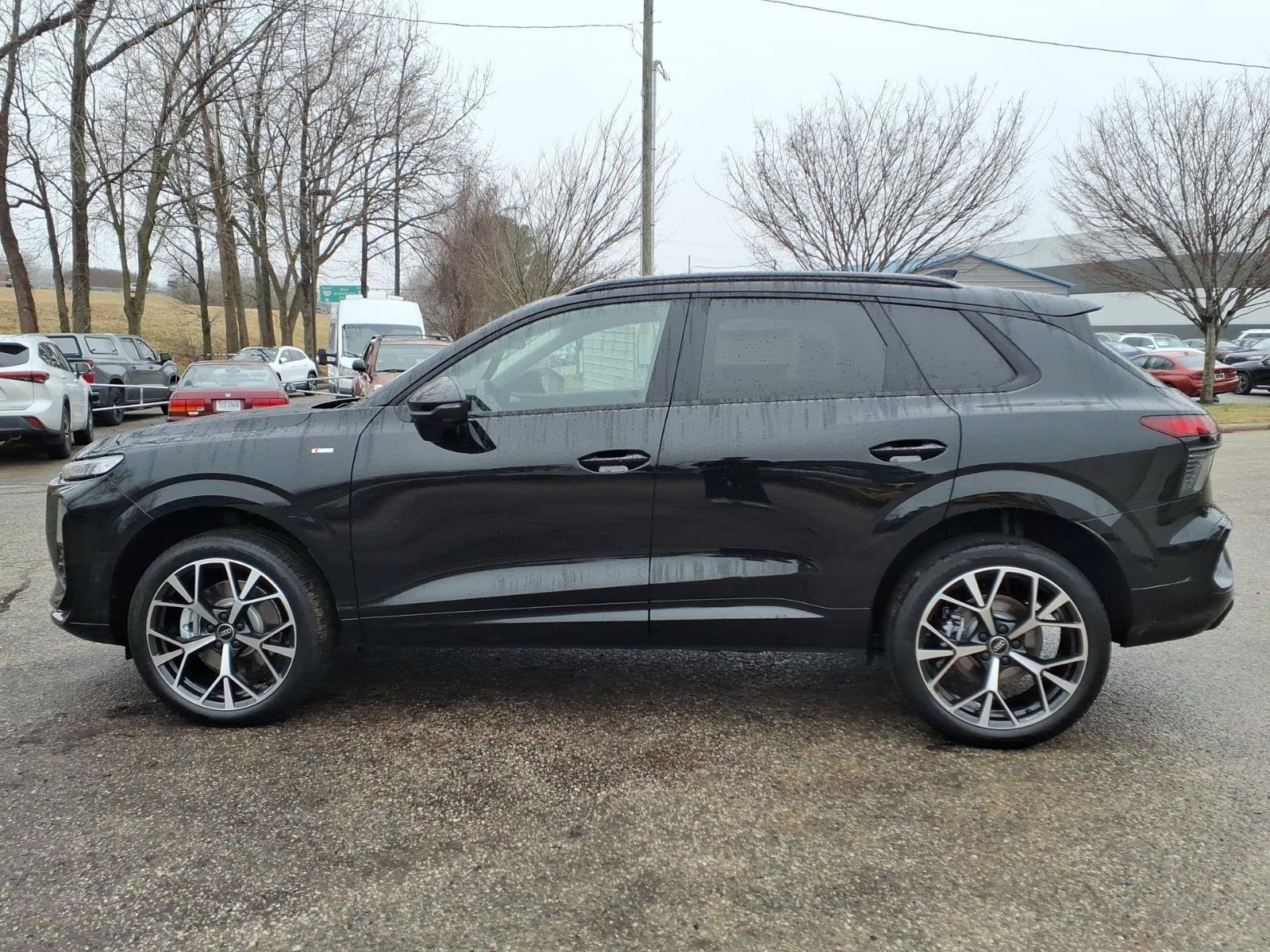 New 2026 Audi Q3 quattro 2.0T AWD/4WD image 13