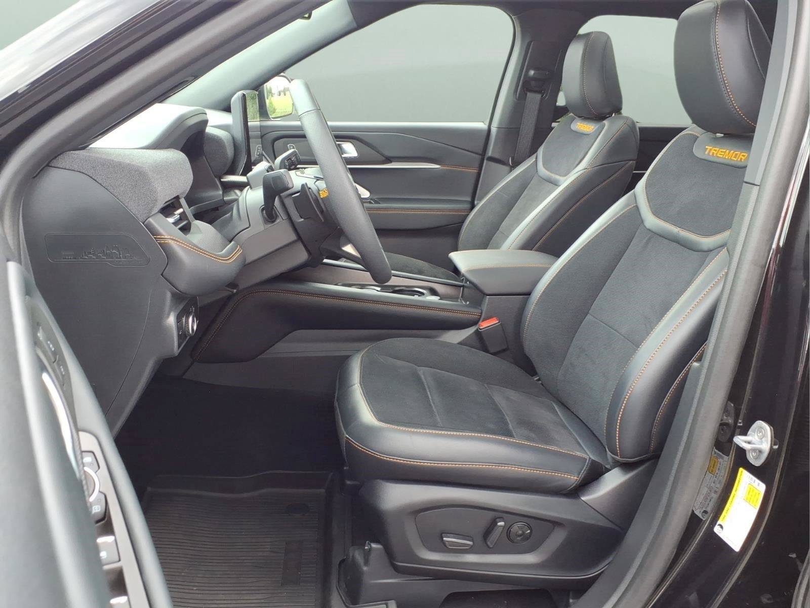 Used 2026 Ford Explorer Tremor w/ Tremor Ultimate Package AWD/4WD image 17