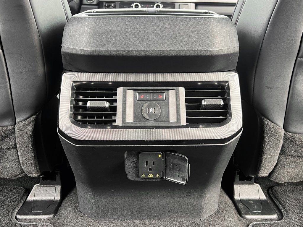 Used 2025 Ford F250 Platinum image 23