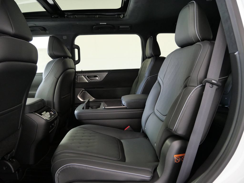 New 2027 INFINITI QX80 Autograph w/ Premium Cargo Package AWD/4WD image 15