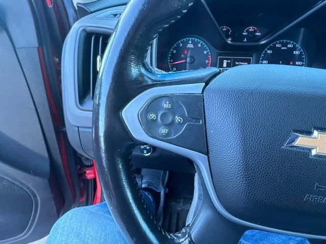 Used 2015 Chevrolet Colorado LT AWD/4WD image 17