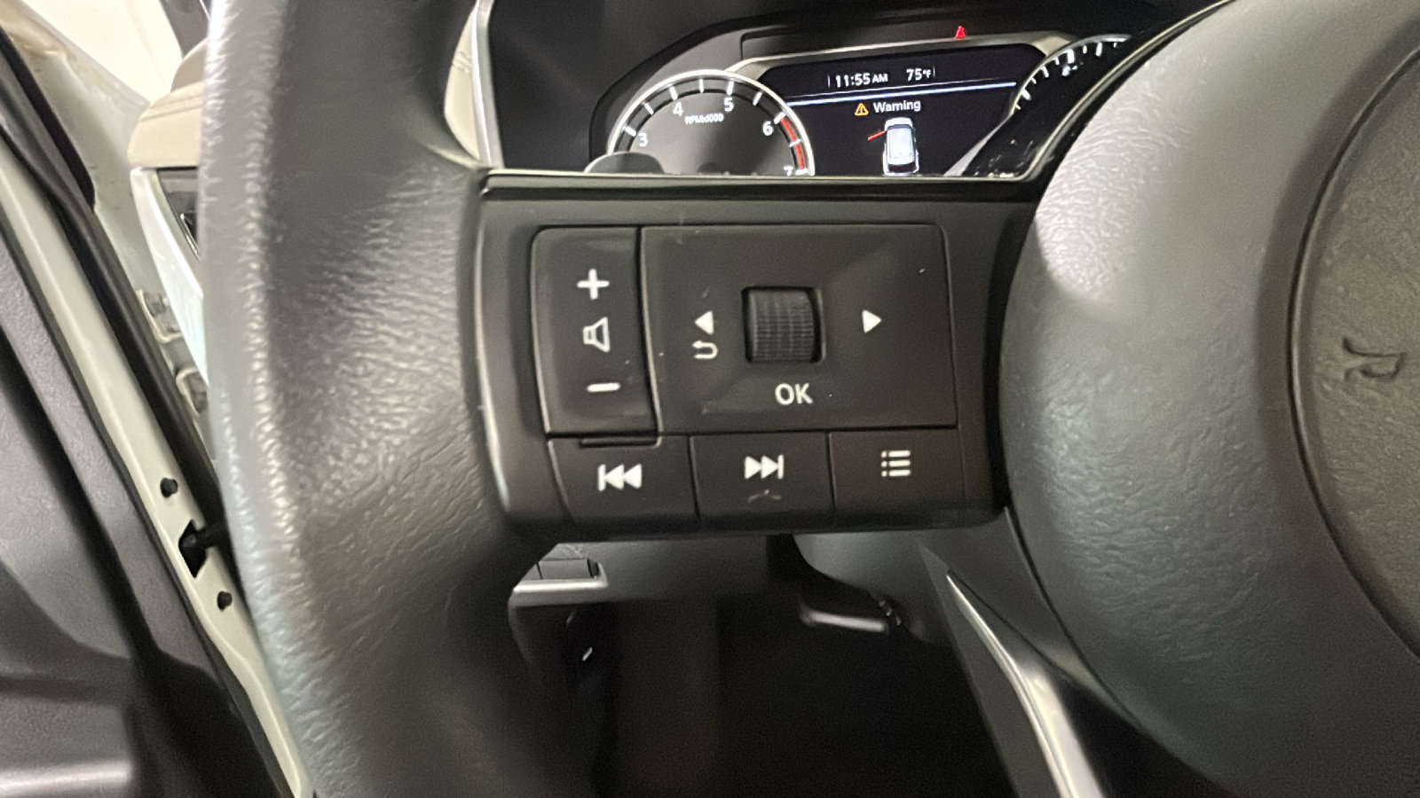 Used 2021 Nissan Rogue SV AWD/4WD image 20