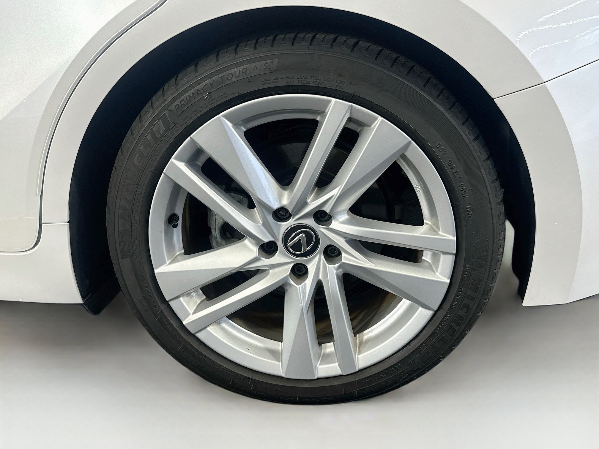 Used 2024 Lexus IS 300 w/ Comfort Package RWD image 11