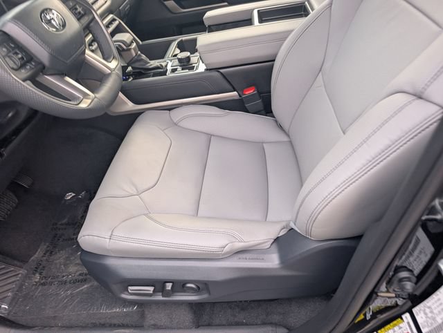 New 2026 Toyota Tundra Limited AWD/4WD image 19