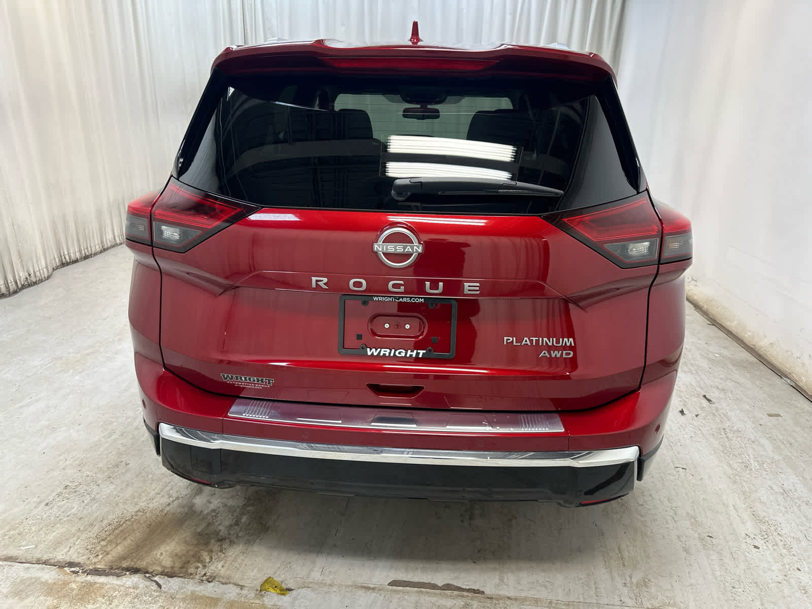 Certified 2024 Nissan Rogue Platinum AWD/4WD image 8