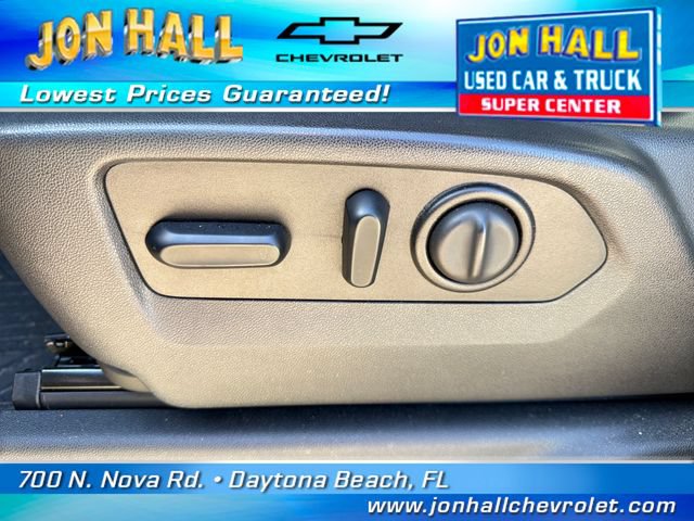 Used 2020 Chevrolet Silverado 1500 LT w/ All-Star Edition AWD/4WD image 19