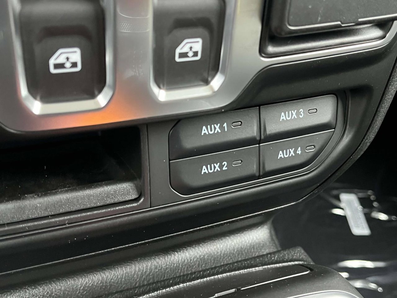 New 2026 Jeep Wrangler Sport AWD/4WD image 25