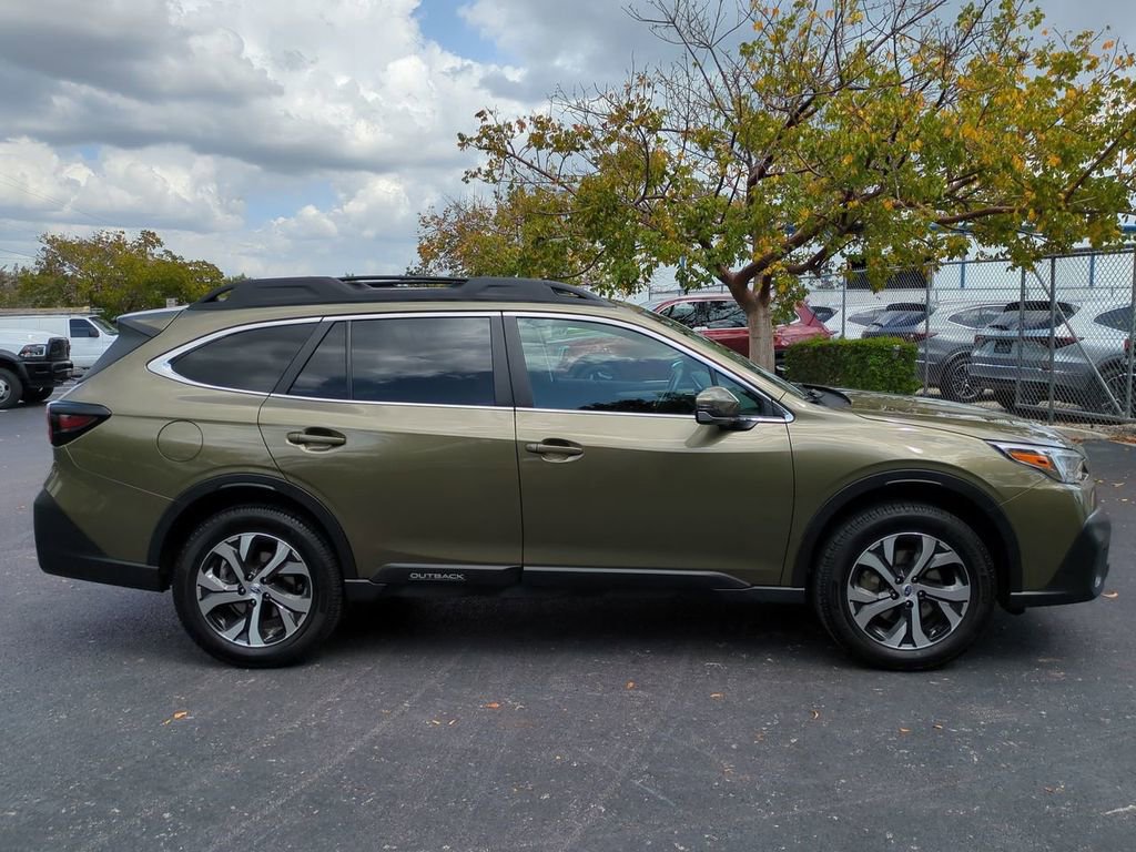 Used 2021 Subaru Outback Limited XT image 3