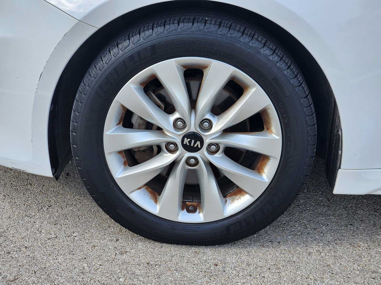 Used 2017 Kia Optima LX FWD image 9