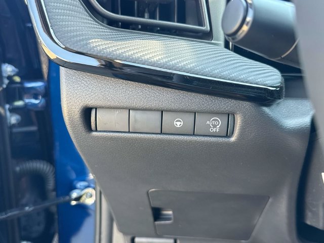New 2027 Nissan Kicks SR FWD image 23