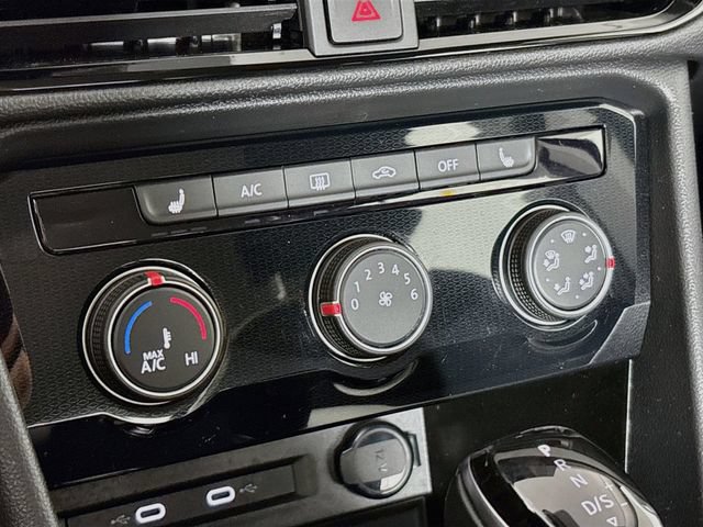 Certified 2025 Volkswagen Taos S AWD/4WD image 17