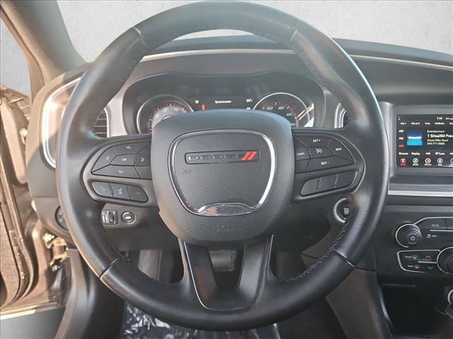 Used 2020 Dodge Charger SXT RWD image 13