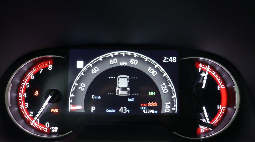 Used 2024 Toyota RAV4 XLE w/ Convenience Package AWD/4WD image 18
