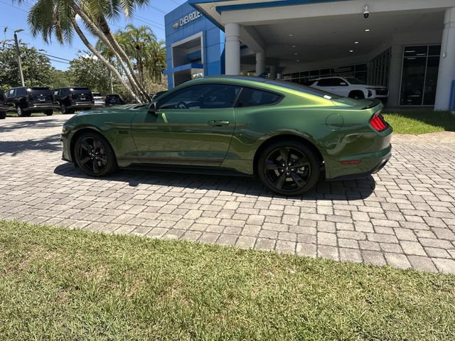 Used 2022 Ford Mustang GT Premium w/ Black Accent Package RWD image 33