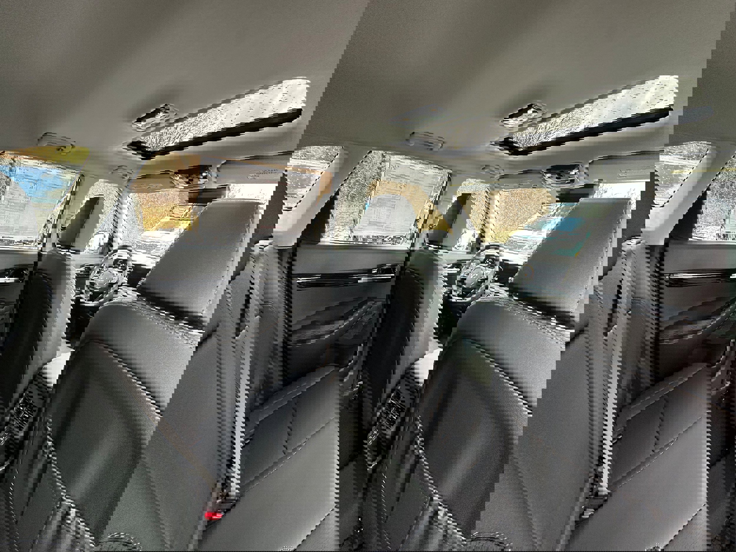 New 2026 Kia Seltos SX image 18