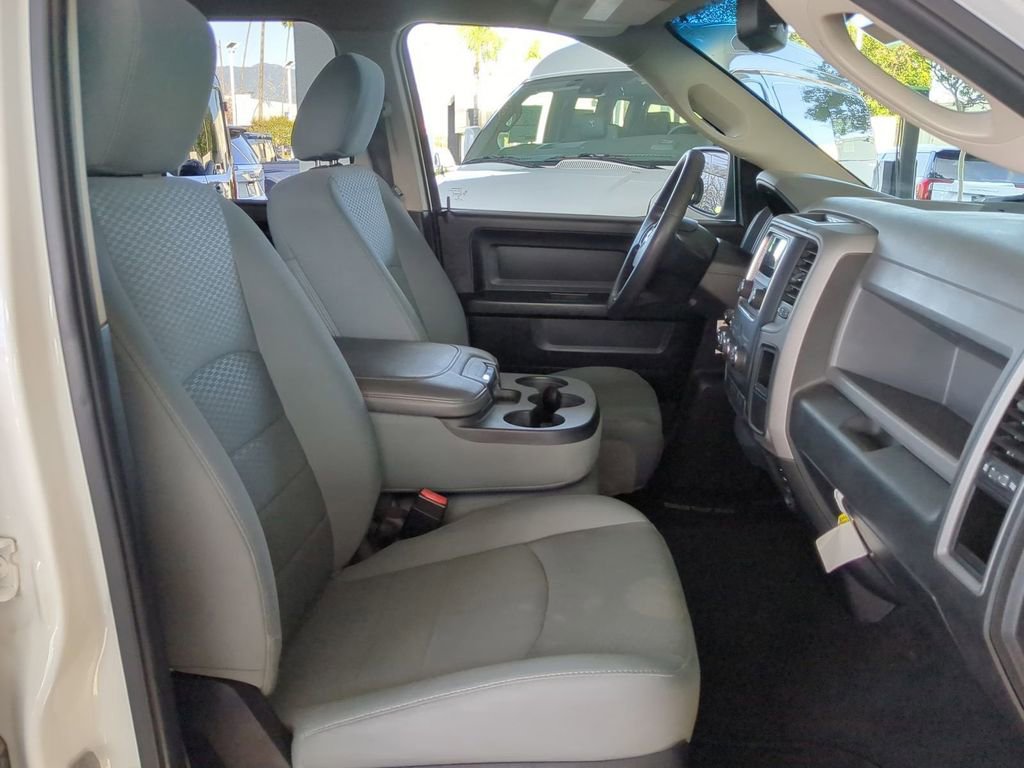 Used 2019 RAM 1500 Tradesman w/ Chrome Plus Package RWD image 27