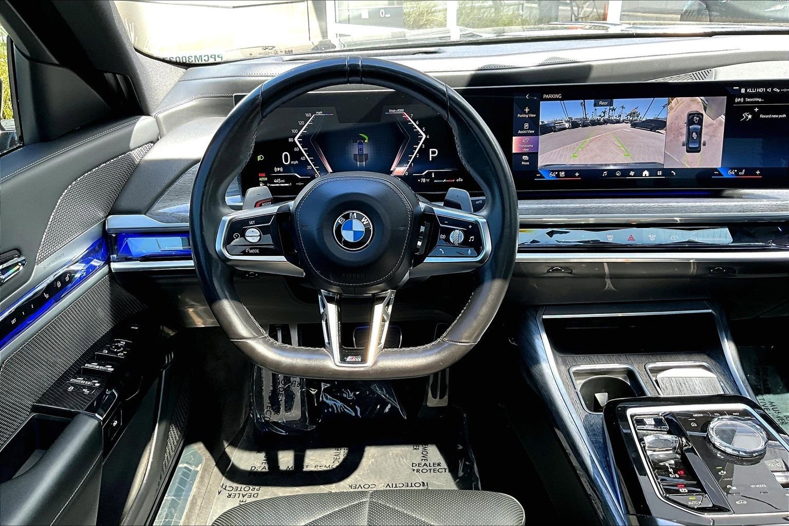Used 2023 BMW 740i w/ Parking Assistance Package image 5