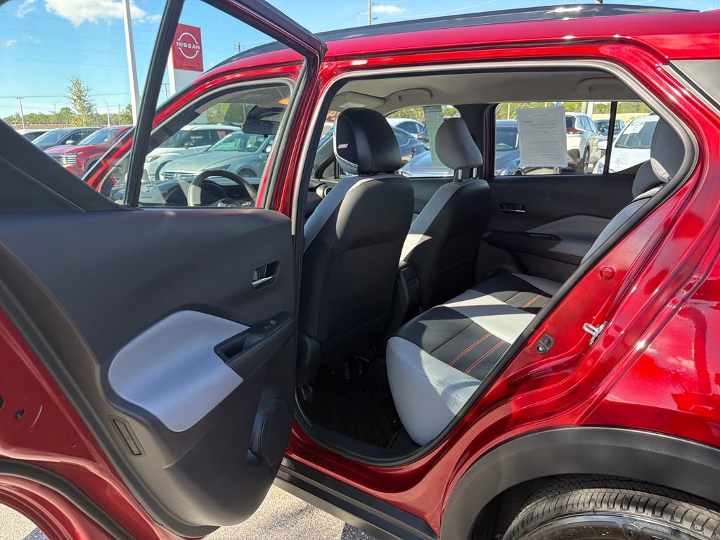 Used 2024 Nissan Kicks SR w/ SR Premium Package image 18