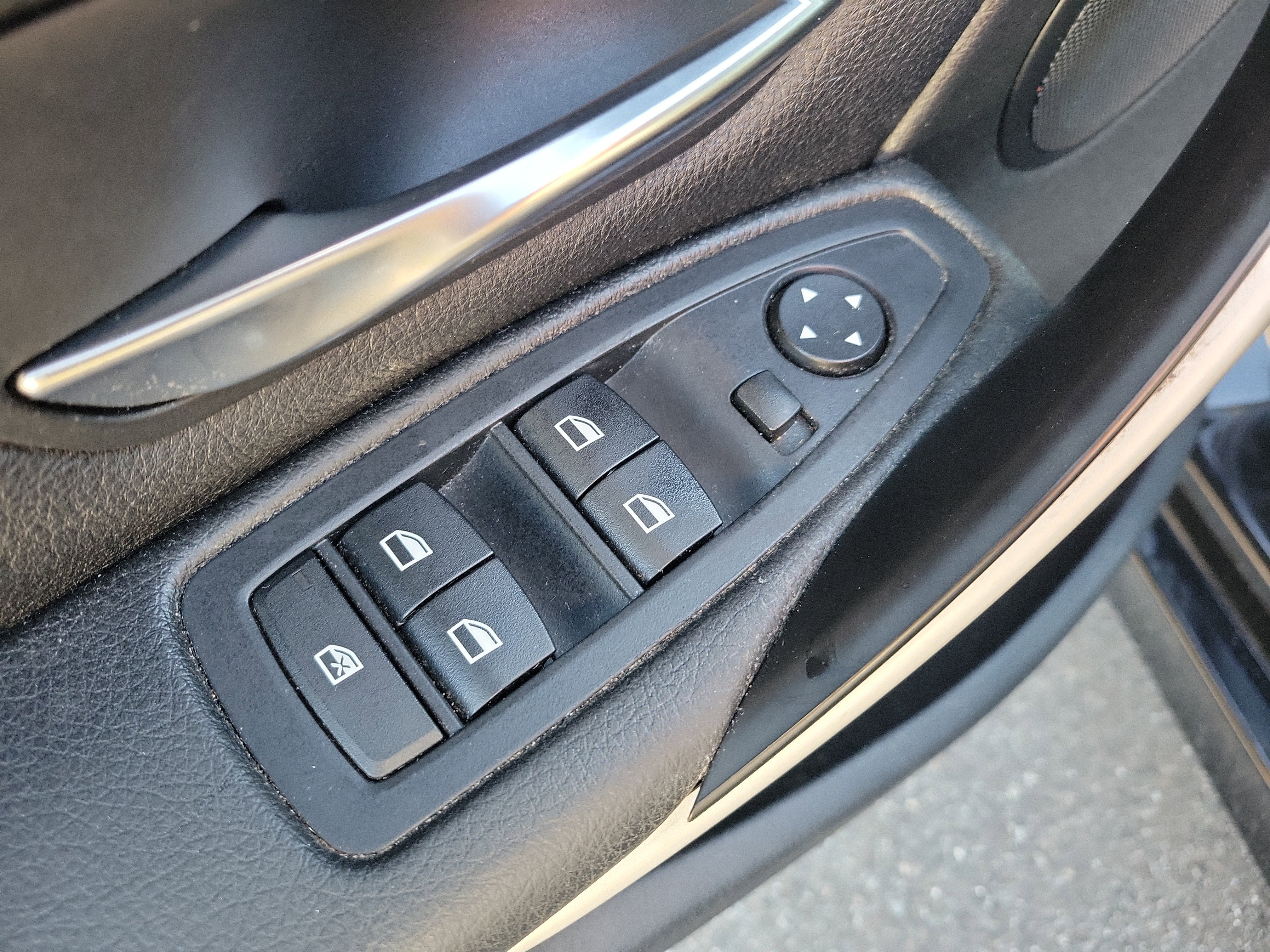 Used 2014 BMW 320i Sedan image 20